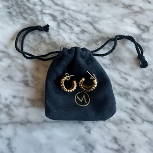 Mejuri Charlotte Bold Hoops